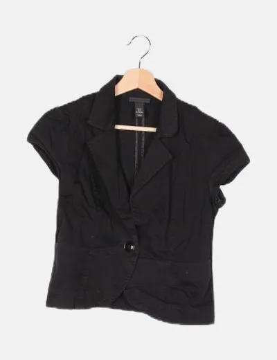 H&M Blazer negra manga corta